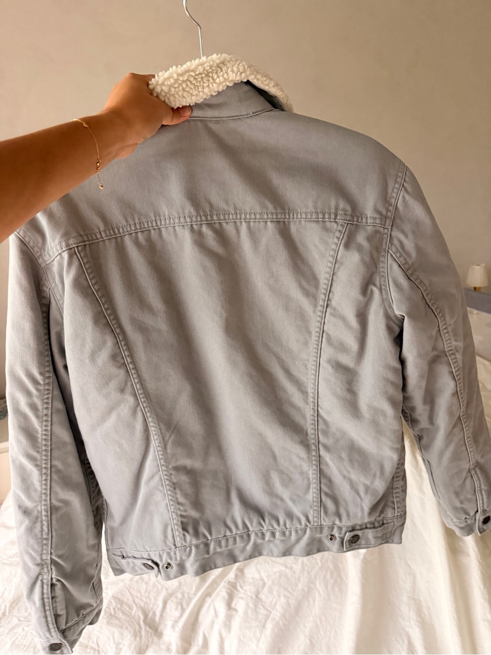 Levi's Light Gray Sherpa-Lined Jean Jacket - Picture 4 of 4